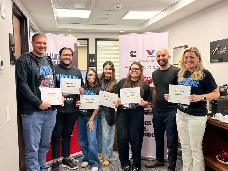 Taller de IA con el equipo de Marketing de Valvoline en CDMX